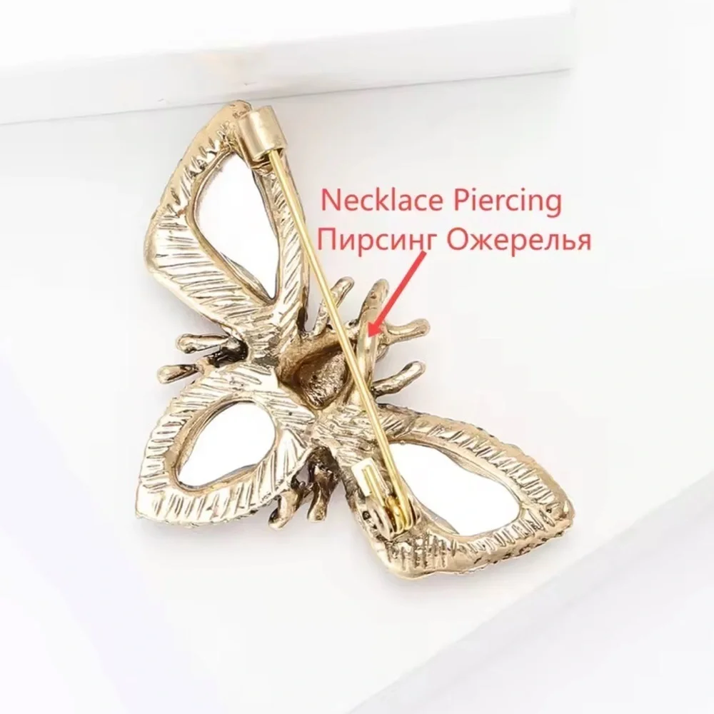 Vintage Ruby Red Gem Insect Brooch — Gold Tone